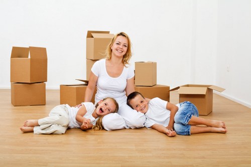 London removal van service for home and business relocations