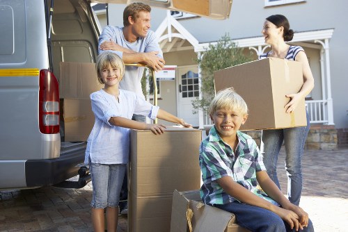 Organised packing and loading for a truck move in London
